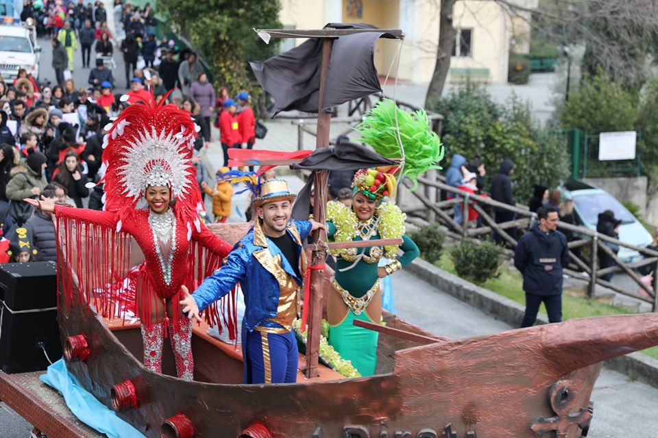 Carnevale con baby dance, truccabimbi e palloncini al Centro Commerciale  Montefiore di Cesena 